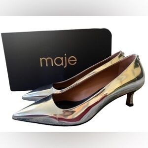 Maje Pointed Mirrored Leather
Pump in Silver. Size 38